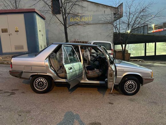 Sahibinden Renault R 9 1.4 Broadway 1988 Model 