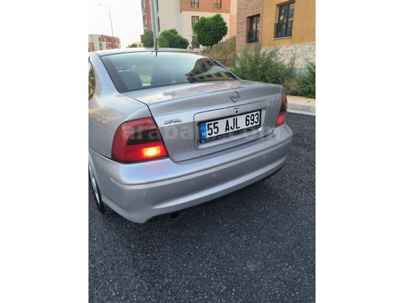 TAKASA AÇIK Sahibinden Opel Vectra 2.0 Elegance 2001 Model