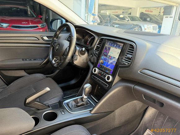RENAULT MEGANE 1.5 DCİ TOUCH / HATASIZ / OTOMATİK / TESLA