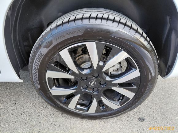 İLK EL 2025 COMBO 1.5CDTİ ULTİMATE OTOMATİK HATA BOYA TRAMER YOK
