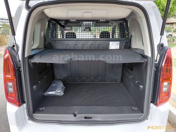 İLK EL 2025 COMBO 1.5CDTİ ULTİMATE OTOMATİK HATA BOYA TRAMER YOK