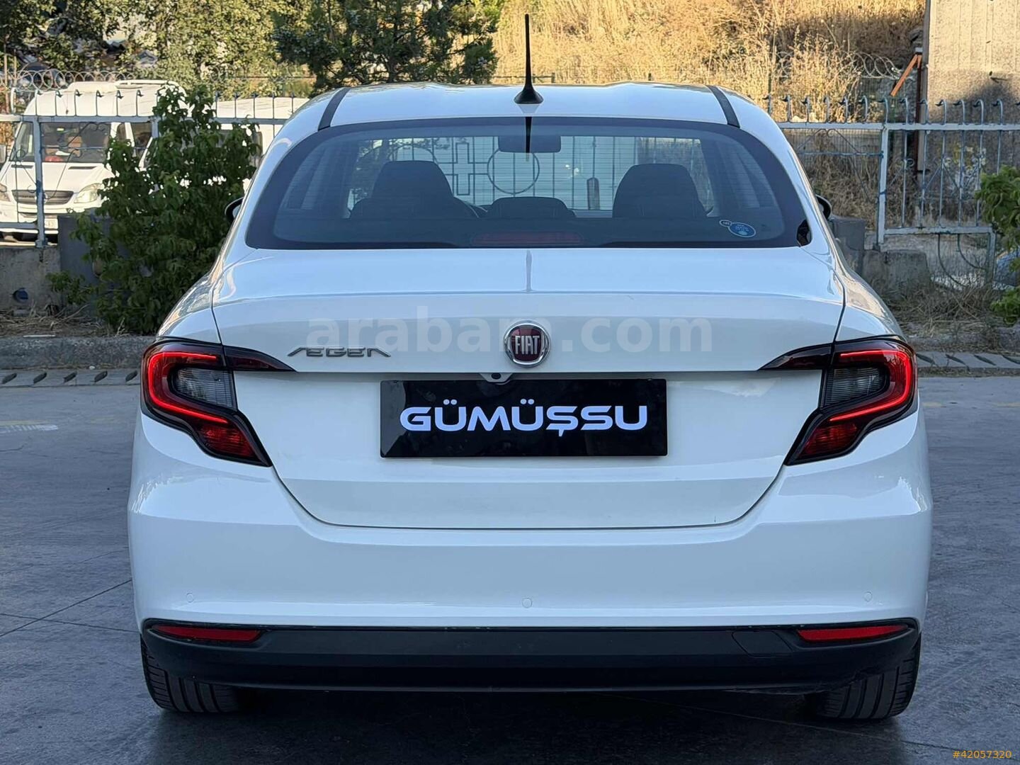 Galeriden Fiat Egea 1.6 Multijet Urban 2023 Model İzmir 191.000 km Beyaz 6