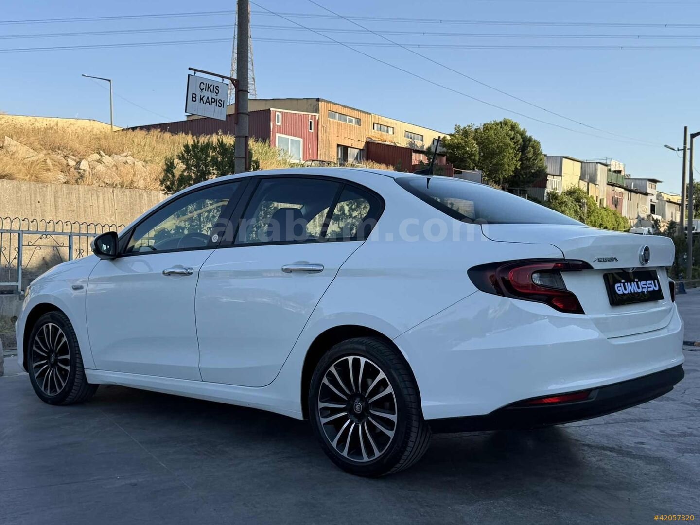 Galeriden Fiat Egea 1.6 Multijet Urban 2023 Model İzmir 191.000 km Beyaz 5
