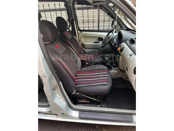 Sahibinden Renault Kangoo Multix 1.5 dCi Authentique 2004 Model