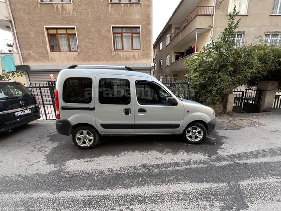 Sahibinden Renault Kangoo Multix 1.5 dCi Authentique 2004 Model