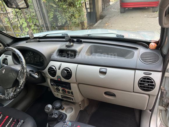 Sahibinden Renault Kangoo Multix 1.5 dCi Authentique 2004 Model