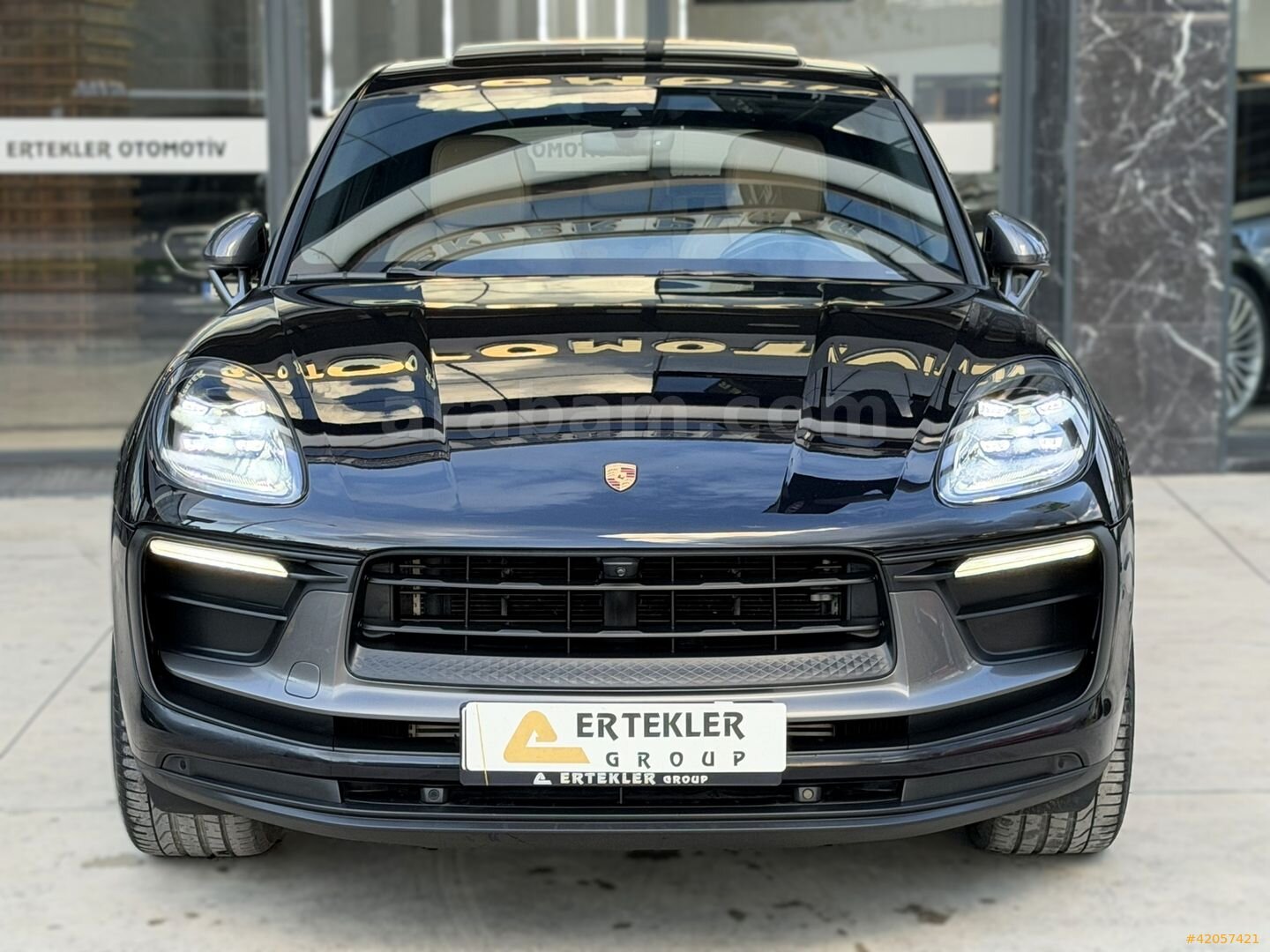 Galeriden Porsche Macan 2.0 T 2023 Model İzmir 50.500 km Siyah 3
