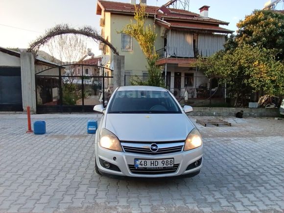 Sahibinden Opel Astra 1.4 Enjoy 2010 Model