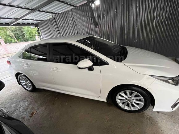 Sahibinden Toyota Corolla 1.5 Dream 2022 Model 