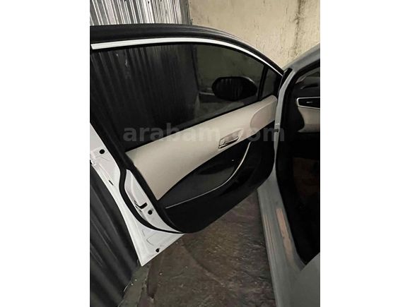Sahibinden Toyota Corolla 1.5 Dream 2022 Model 