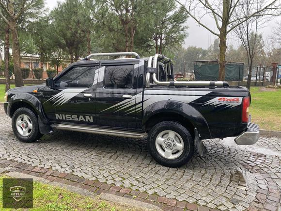 2005 NISSAN RALLY RAID 4x4