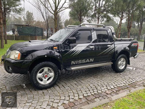 2005 NISSAN RALLY RAID 4x4