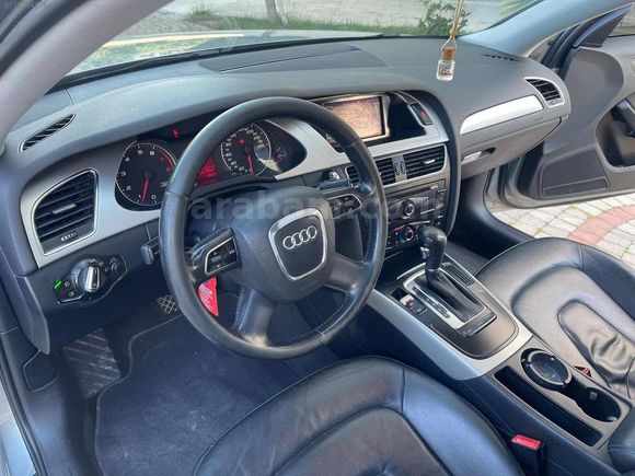 AUDİ A4 1.8 TFSI MULTİTRONİC 2010 MODEL