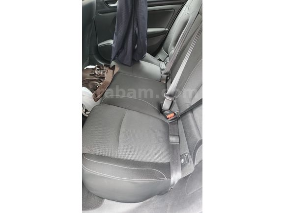 Memurdan Acil Satılık Renault Megane 1.3 TCe Joy 2021 Model 