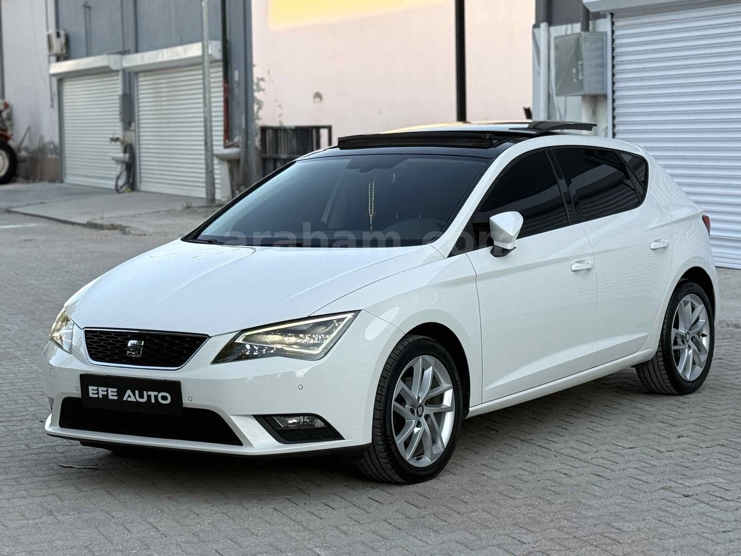 Galeriden Seat Leon 1.6 TDI Style 2016 Model Konya 181.000 km Beyaz 6