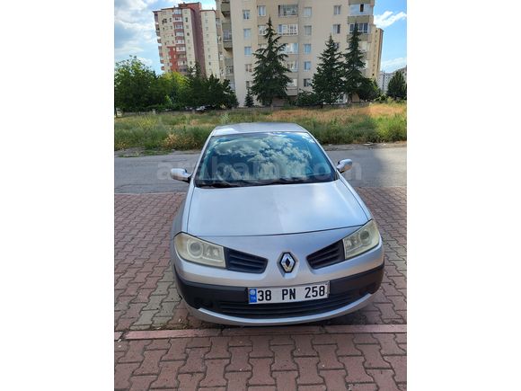 Temiz Megane 1.5 dCI 2008