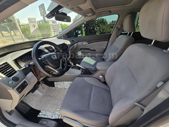 Sahibinden Honda Civic 1.6i VTEC Eco Elegance 2013 Model