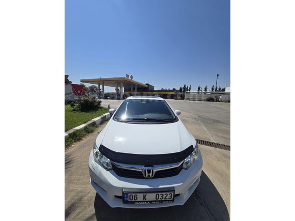 Sahibinden Honda Civic 1.6i VTEC Eco Elegance 2013 Model