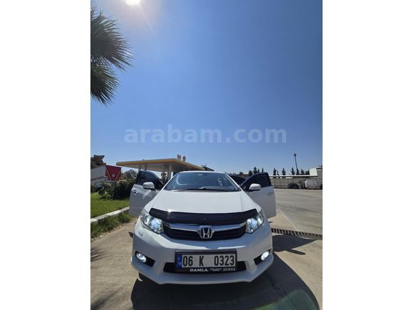 Sahibinden Honda Civic 1.6i VTEC Eco Elegance 2013 Model