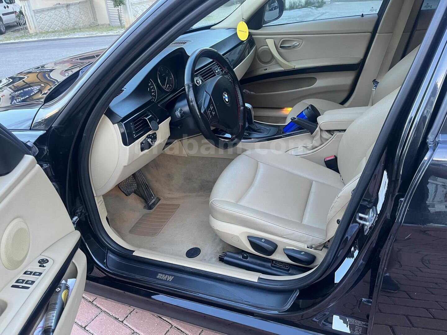 Galeriden BMW 3 Serisi 320d Comfort 2011 Model Uşak 194.000 km Siyah 7