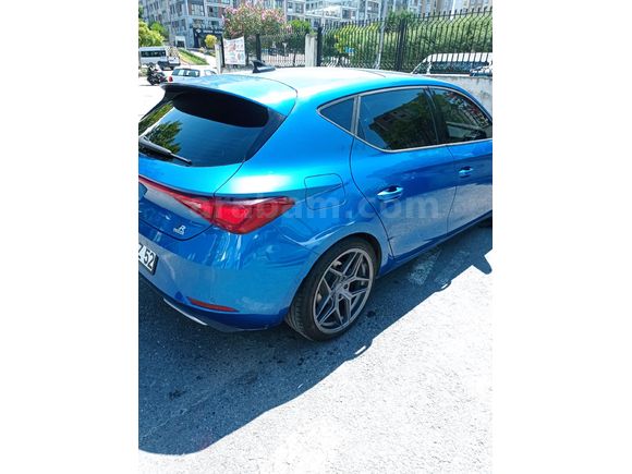 Sahibinden Seat Leon 1.5 eHybrid FR 2025 Model