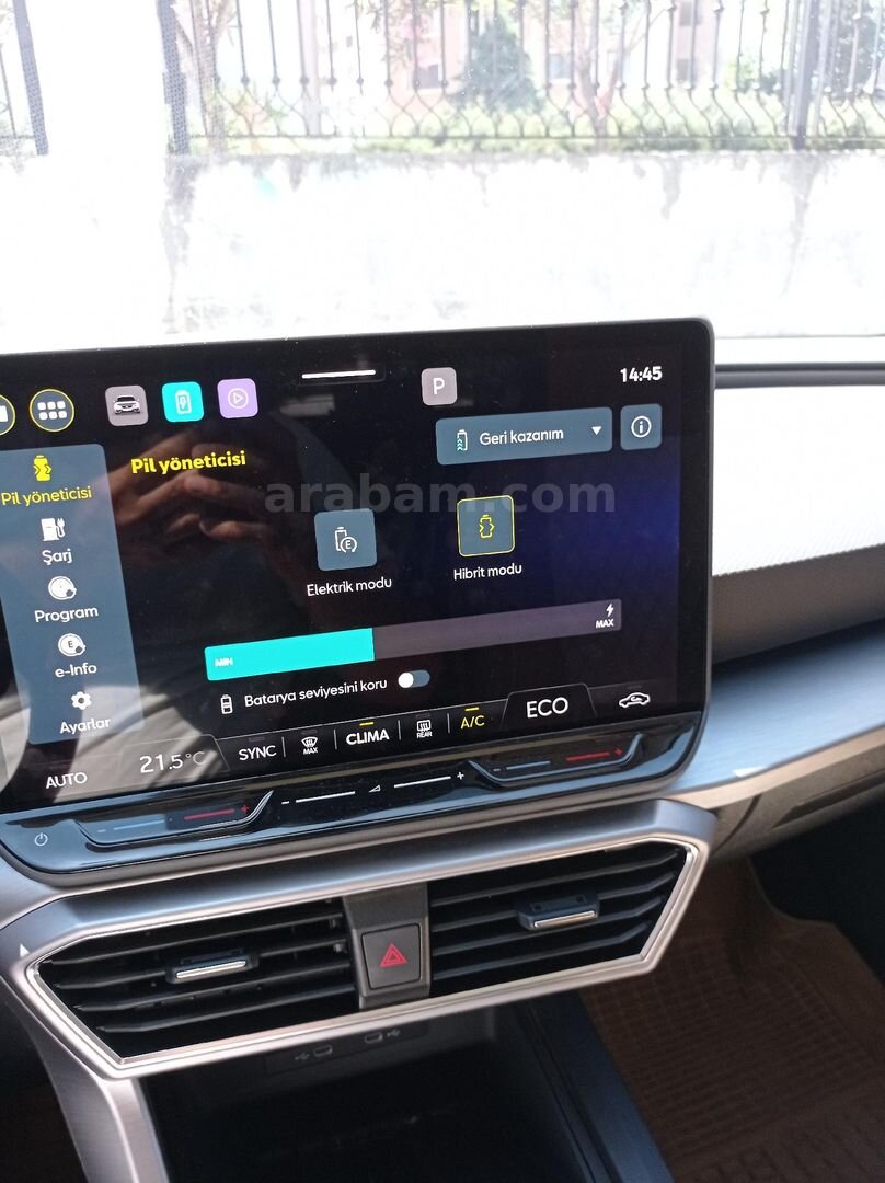 ACİL TEKLİF USULU SATIS Sahibinden Seat Leon 1.5 eHybrid FR 2025 Model 2