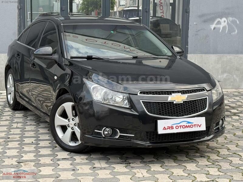 Galeriden Chevrolet Cruze 1.6 Design Edition Plus 2011 Model Konya 188.000 km Siyah