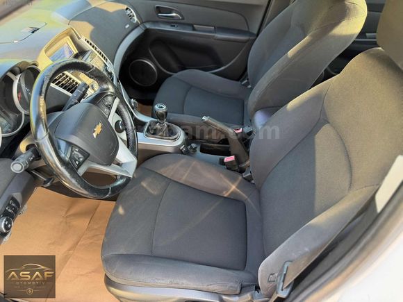 2012 CRUZE 1.6 DESİGN EDİON PLUS 160.000 KM 12 TAKSİT