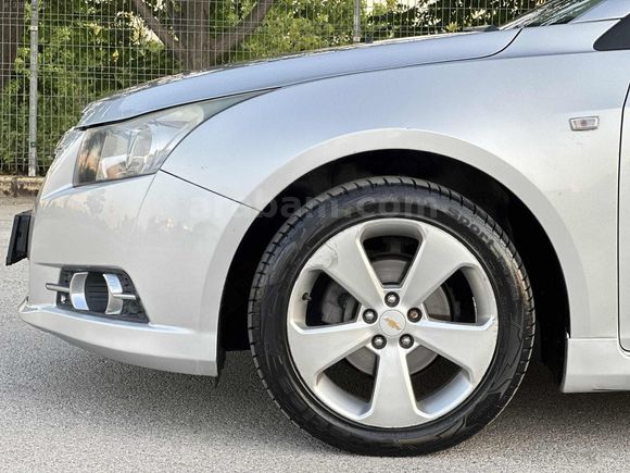2012 MODEL // SUNROOFLU//177.000KM//HATASIZ OTOMATİK//FULL+FULL