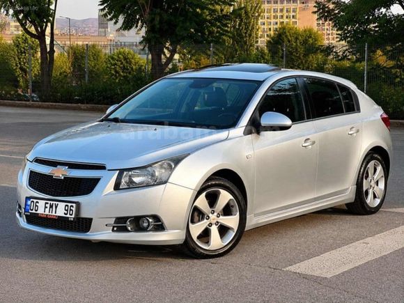 2012 MODEL // SUNROOFLU//177.000KM//HATASIZ OTOMATİK//FULL+FULL