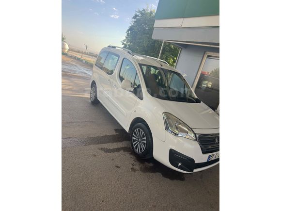 Sahibinden Peugeot Partner 1.6 HDI Active 2015 Model 