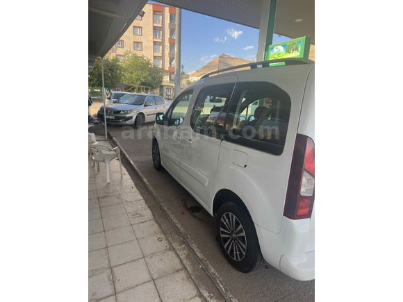 Sahibinden Peugeot Partner 1.6 HDI Active 2015 Model 
