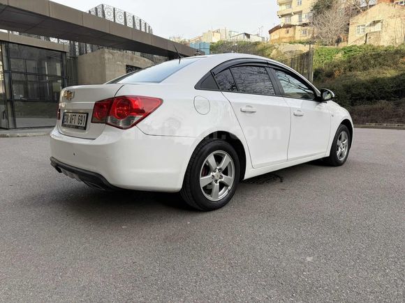 173 BİN KM DE OTOMATİK 124 LÜK CRUZE