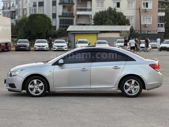 EFE&EGE MOTOR'SDAN CHEVROLET CRUZE OTOMATİK