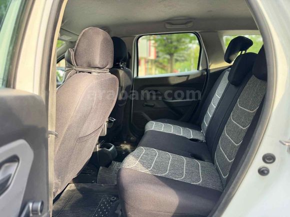 HATASIZ 2021 DACİA DUSTER 1.5 4*4 175.000 KM 