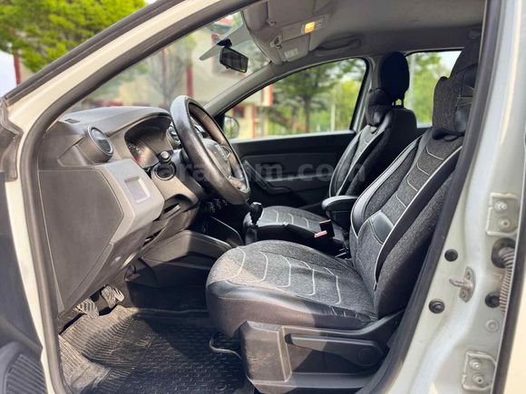 HATASIZ 2021 DACİA DUSTER 1.5 4*4 175.000 KM 