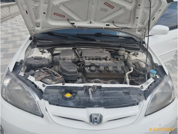TEMİZ VE BAKIMLI 2005 Model Honda Civic 1.6 VTEC LS