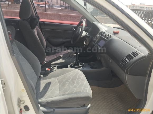 TEMİZ VE BAKIMLI 2005 Model Honda Civic 1.6 VTEC LS