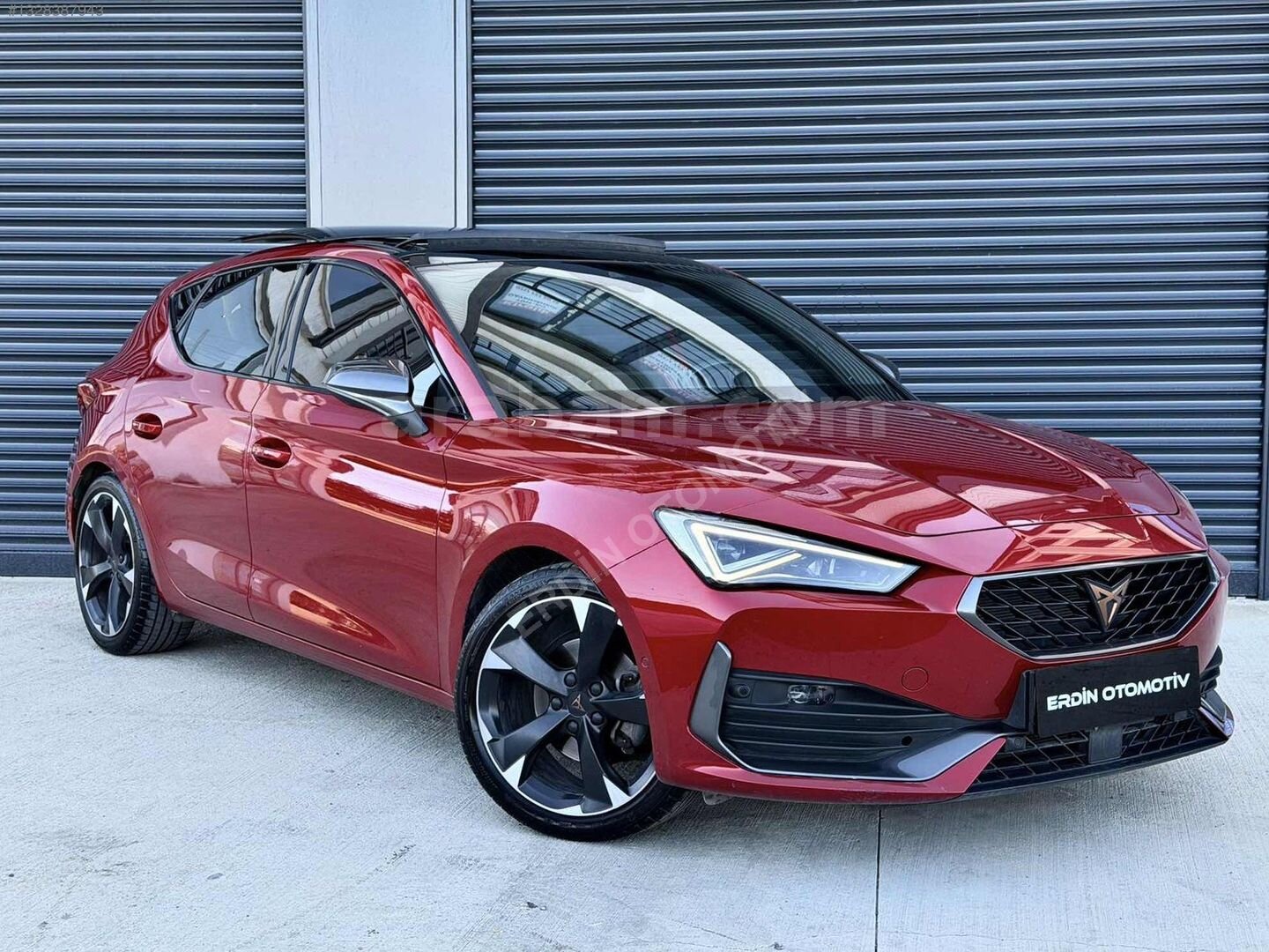 Galeriden Cupra Leon 1.5 eTSI Standart 2023 Model İstanbul 44.000 km Bordo 1