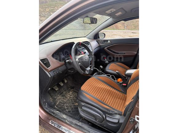 Sahibinden Hyundai i20 1.4 CRDi Style 2017 Model