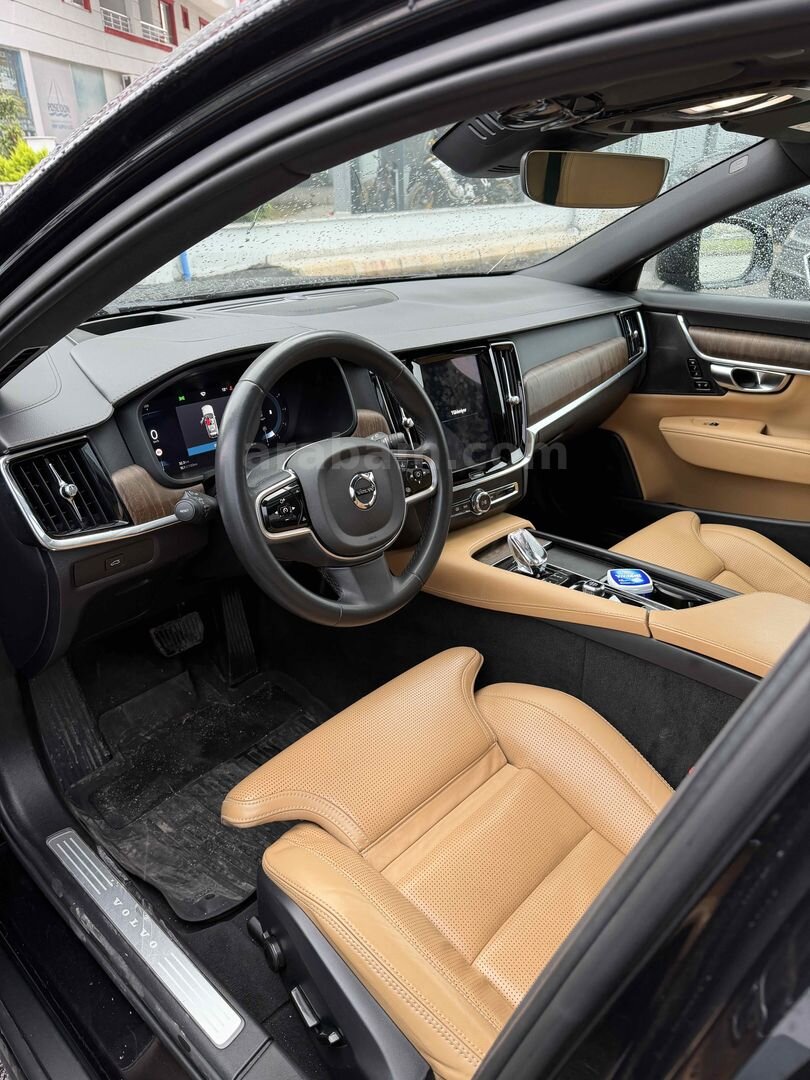 Sahibinden Volvo V90 Cross Country 2.0 B5 Ultimate Bright 2022 Model Hatay 71.000 km Siyah 7