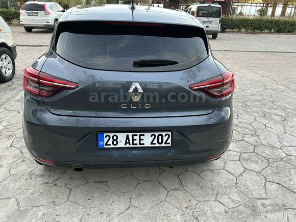 Sahibinden Renault Clio 1.0 TCe Touch 2020 Model 