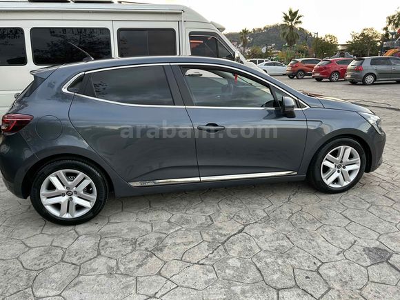 Sahibinden Renault Clio 1.0 TCe Touch 2020 Model 