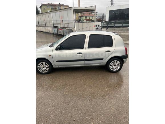 Sahibinden Renault Clio 1.4 RTA 2001 Model 