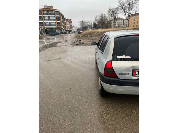Sahibinden Renault Clio 1.4 RTA 2001 Model 