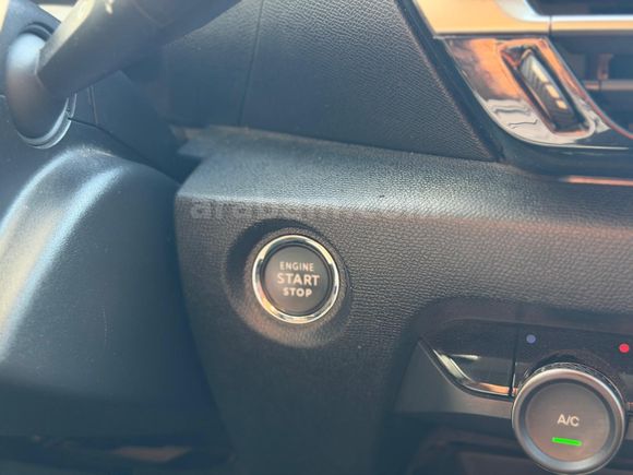 Galeriden Citroen C4 X 1.2 PureTech Feel 2023 Model İstanbul