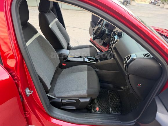 Galeriden Citroen C4 X 1.2 PureTech Feel 2023 Model İstanbul