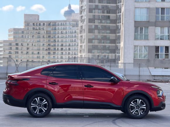 Galeriden Citroen C4 X 1.2 PureTech Feel 2023 Model İstanbul
