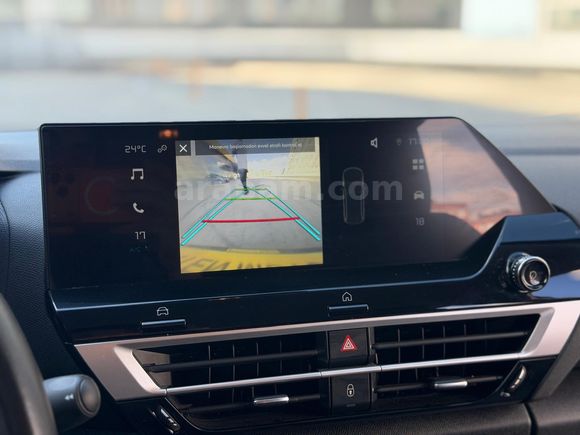 Galeriden Citroen C4 X 1.2 PureTech Feel 2023 Model İstanbul