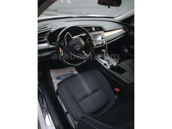 Servis bakımlı Honda Civic 1.6i VTEC Eco Elegance 2018 Model
